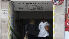 Imagen de archivo de un garaje con plazas en alquiler