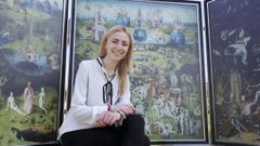 Eva Somolinos, con la reproducci�n de �El jard�n de las delicias�,  de El Bosco