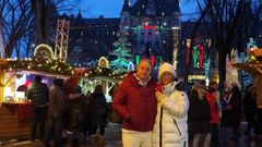 Alberto Molares, propietario de la Casa do Castelo de Andrade (Pontedeume), y su mujer, Eugenia Fern�ndez, en Quebec (Canad�), la pasada Navidad