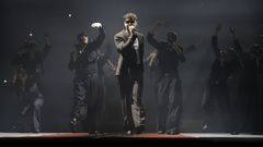 Quevedo, actuando sin m�sicos en el Coliseum de A Coru�a el pasado mes de septiembre.