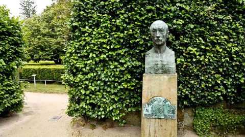 Busto del marqués de Alcedo realizado por Bonome