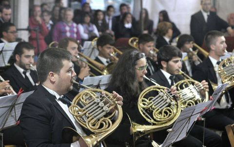 La Banda de Agolada tocar� este lunes tras la misa solemne para amenizar la sesi�n verm�. 