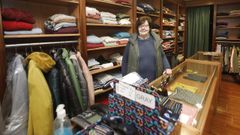 Elena V�zquez Trasancos es la tercera generaci�n que est� al frente de Confecciones Justo V�zquez, el comercio que fund� un emigrante retornado de Argentina hace unos 70 a�os