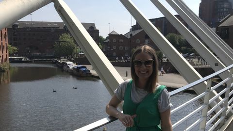 Marta Ferrera en Castlefield, la zona de los canales de Manchester centro