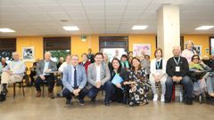 Visita del secretario de Emigracin y el delegado de la Xunta en Ourense a la residencia de O Carballio