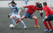 Los futbolistas de Alberto L�pez se encontraron con un rival muy competitivo. 