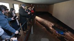 El arque�logo de Lugo Enrique Gonz�lez explicando c�mo se construy� y c�mo funcionaba la cloaca romana