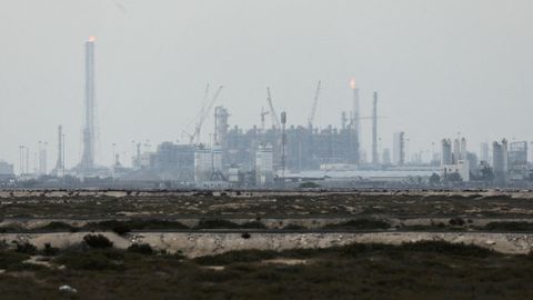 Instalaciones de producci�n de gas natural licuado (GNL) de QatarEnergy, en una imagen de archivo