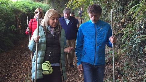 Mercedes Fern�ndez, junto a Laureano Garc�a, en Tineo