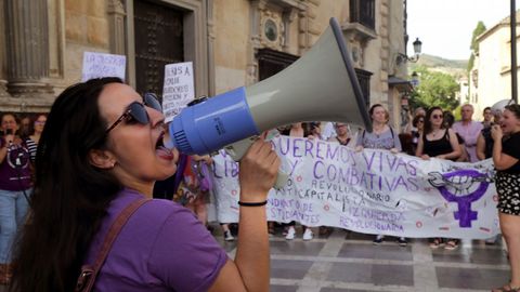 Concentraci�n en Granada contra la libertad provisional de La Manada
