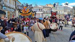 Desfile de entroido en Viana do Bolo