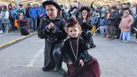 Fiesta de carnaval en Castro de Ribeiras de Lea. 