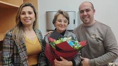 M�nica Rodr�guez, alcaldesa, y el edil Miguel �ngel P�rez, con Carmen Cund�ns, en el centro 