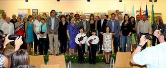 Cerca de sesenta artistas, gallegos y portugueses mayormente, exponen en Oroso hasta el 3 de octubre. 