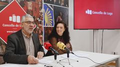 El alcalde de Lugo, Miguel Fernández, y la concejala de Muller, Ángeles Novo, presentaron la programación del 25-N