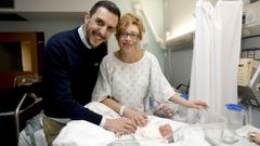 La primera del 2024. Gabriela Espi�eira Rodr�guez fue la primera reci�n del a�o en el Hospital Cl�nico de Santiago, todo un regalo navide�o para sus padres, Marta Rodr�guez e Iv�n Espi�eira