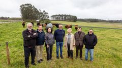 La delegada de la Xunta en A Coru�a, Bel�n do Campo, acompa�ada del presidente de Boaga, Castor Rivero,, visit� la explotaci�n Ganader�a Costoya.