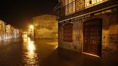 Landrove, este jueves, donde el agua del r�o lleg� a varios edificios