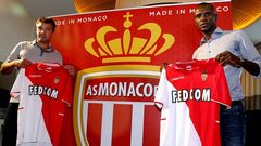 Abidal, presentado junto a Toulalan