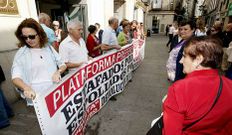 Un momento da concentraci�n de onte na r�a Cardeal.