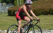 La monfortina Isabel Rodr�guez sue�a con conquistar en el futuro el campeonato de Espa�a de triatl�n