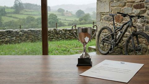 Despiden a un trabajador asturiano por competir y ganar una prueba de ciclismo de monta�a mientras estaba de baja m�dica