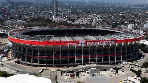 Imagen exterior del estadio Azteca, donde se celebrar� el partido inaugural del Mundial entre M�xico y Sud�frica