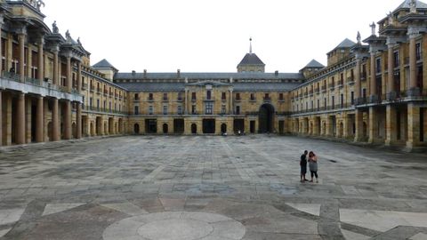 El patio central de la Universidad Laboral de Gijn