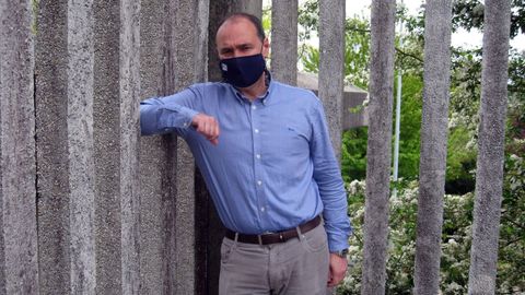 Hern�ndez es profesor en la Facultade de Veterinaria de Lugo desde 1995