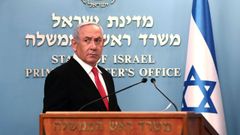 Netanyahu se mantiene al frente del Gobierno a pesar de estar, no solo en funciones desde hace un a�o, sino tambi�n acusado por corrupci�n