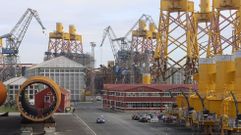 Construccin de jackets y monopilotes en Navantia Fene