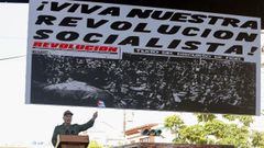 Miguel D�az-Canel, presidente de Cuba, durante su discurso con motivo de los 65.� aniversario de la proclamaci�n del car�cter socialista de la Revoluci�n cubana