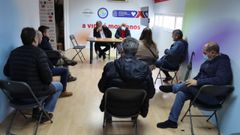 Reuni�n del alcalde y el teniente de alcalde de Pontevedra con los clubes deportivos y Fundaci�n R�as do Sur