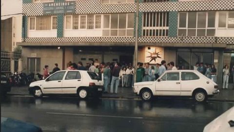 Emoci�n en la entrada a la discoteca Ink, en Nar�n