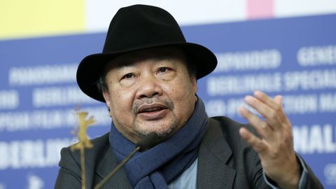 El realizador Rithy Panh atiende a la prensa durante la presentacin del filme Irradis en la Berlinale