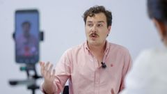 El director de f�tbol del Racing durante la entrevista