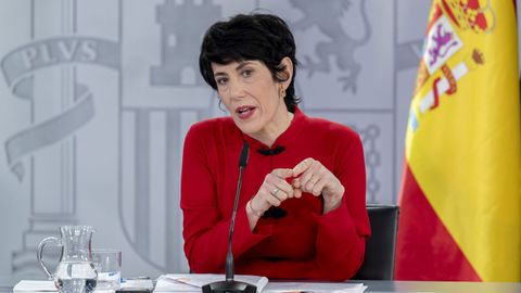 La ministra y nueva portavoz del Gobierno, Elma Saiz, durante la rueda de prensa posterior al Consejo de Ministros