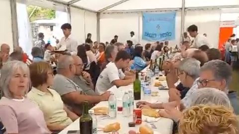 Imagen de una edici�n anterior de la Romar�a de la Pe�a do Baixo Mi�o.