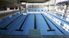 Piscina de Caranza, en el complejo polideportivo Javier G�mez Noya, en foto de archivo.