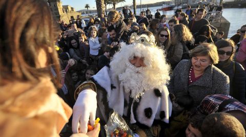 Los Reyes llegando al puerto de Ferrol