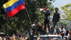 Juan Guaid� y Leopoldo L�pez, durante una manifestaci�n el pasado 30 de abril