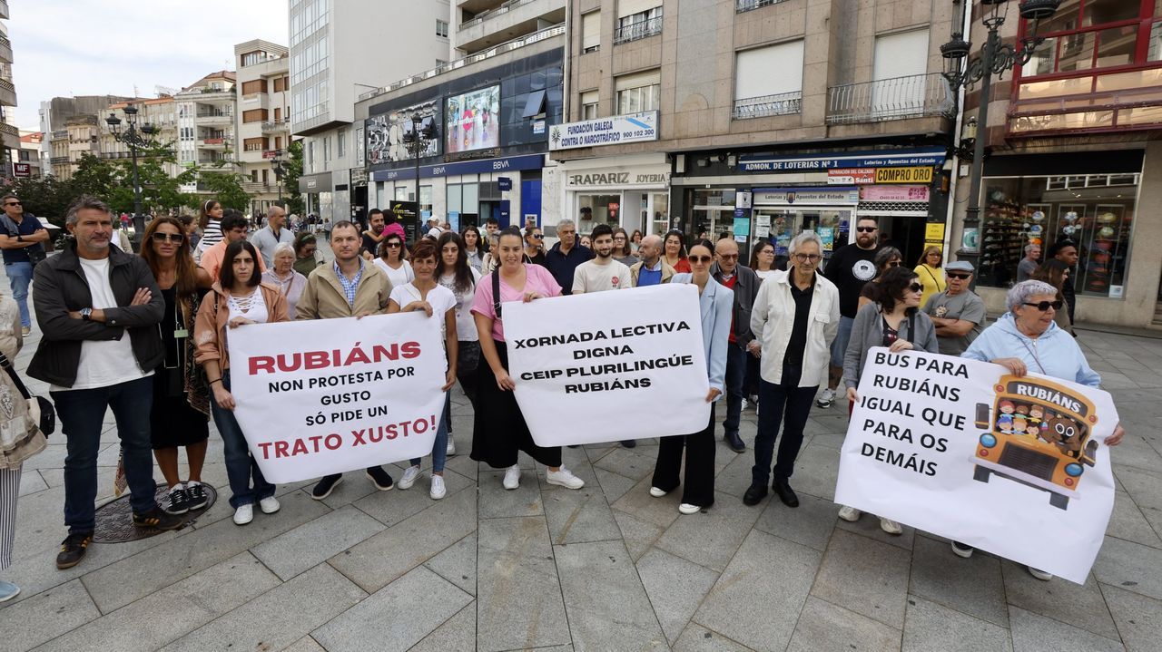 Los padres de Rubiáns anuncian movilizaciones si el problema del transporte escolar no se resuelve en junio