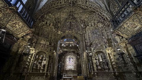 Caplla del Santo Cristo en la catedral de Ourense.