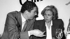 Rosa Posada y Alberto Ruiz Gallard�n en el a�o 1994