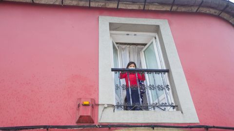 Ilusionante espera y recorrido de los Reyes por Carballo