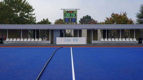 Campo de hockey hierba de Mariamansa, en Ourense.