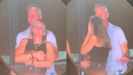 Byron y Cabot siendo infieles a sus parejas durante el concierto de la band britnica.
