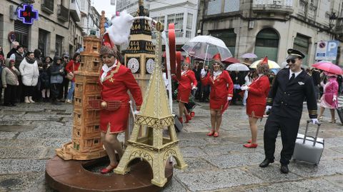 El entroido desafi&oacute; a la lluvia y desfil&oacute; por Caldas