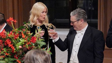 Claudia Schiffer y el primer ministro brit�nico Keir Starmer
