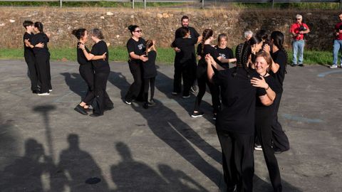 Bailoteo con las escuelas culturales municipales de San Sadurni�o